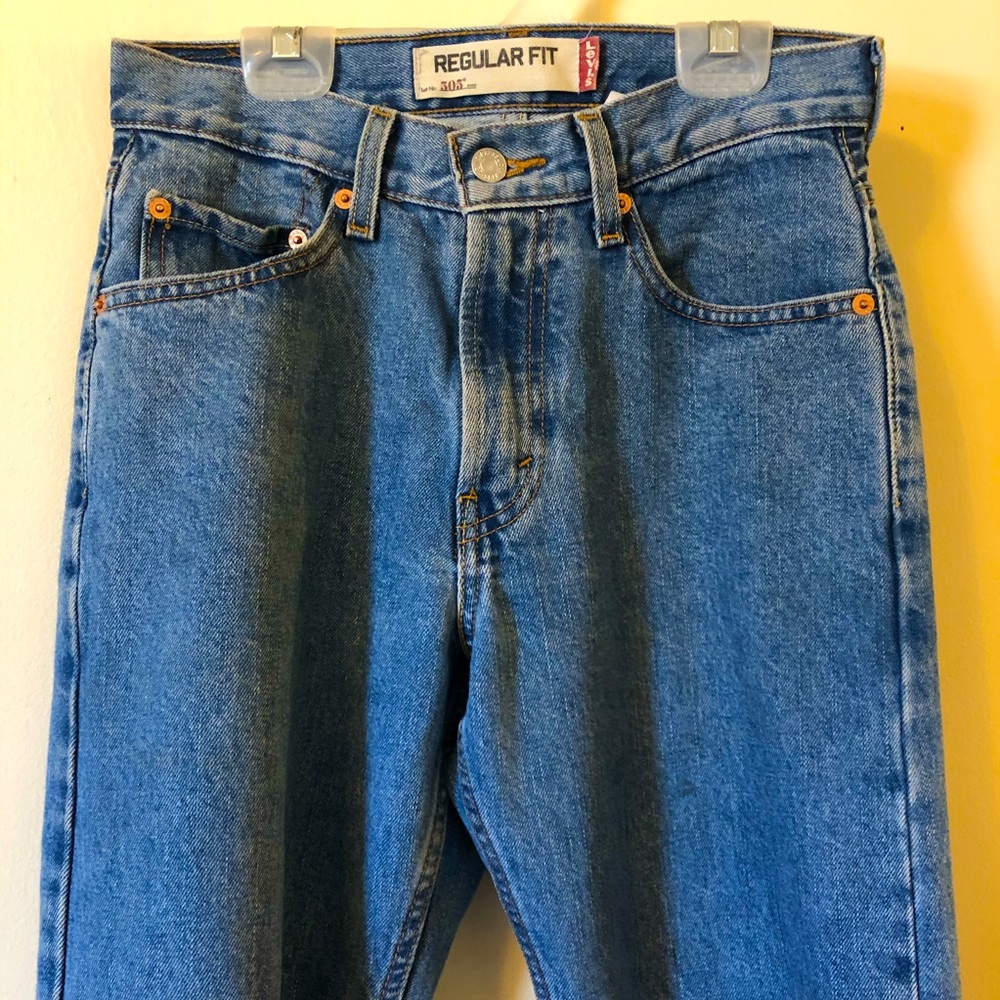505 Levi’s Regular fit|Size 28 mom jeans